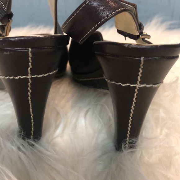 Anne Klein Ankle strap leather like heels 7 1/2 - Picture 2 of 4